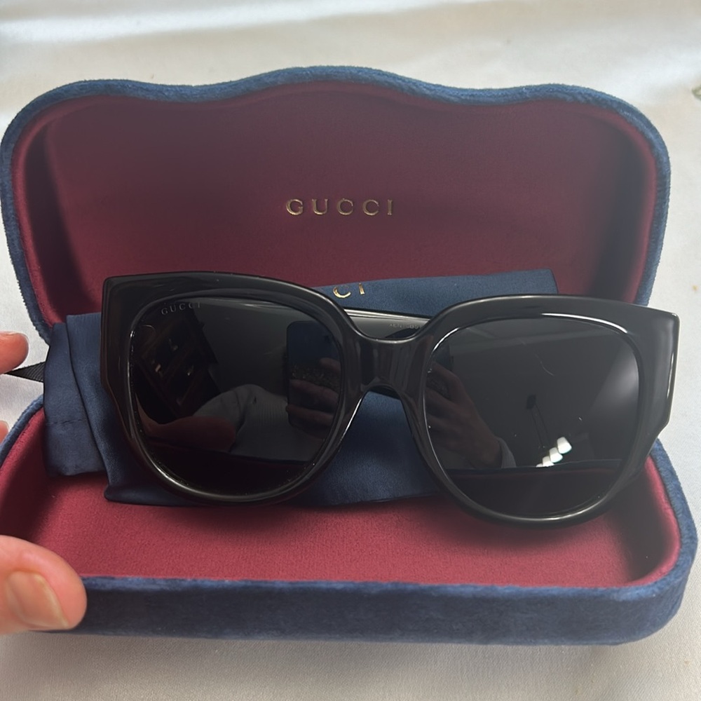 Gucci Black Sunglasses